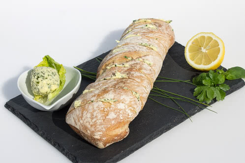 Recept za bageto z zeliščnim maslom za žar